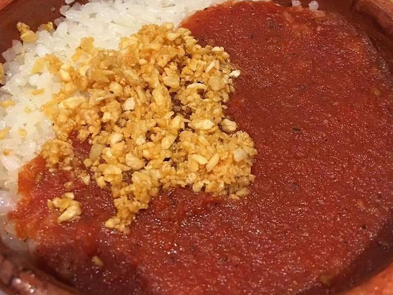 Fatteh With Tomato Sauce
