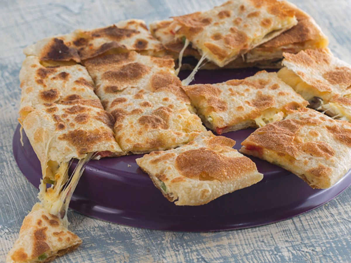 Large Pastrami and Cheese Pie