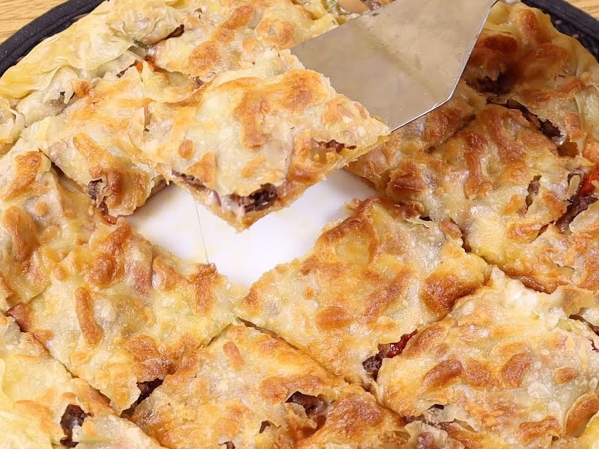 Sausage pie