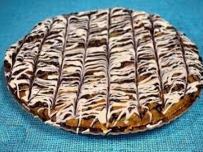 Mix Nutella Chocolate And White Chocolate Pie