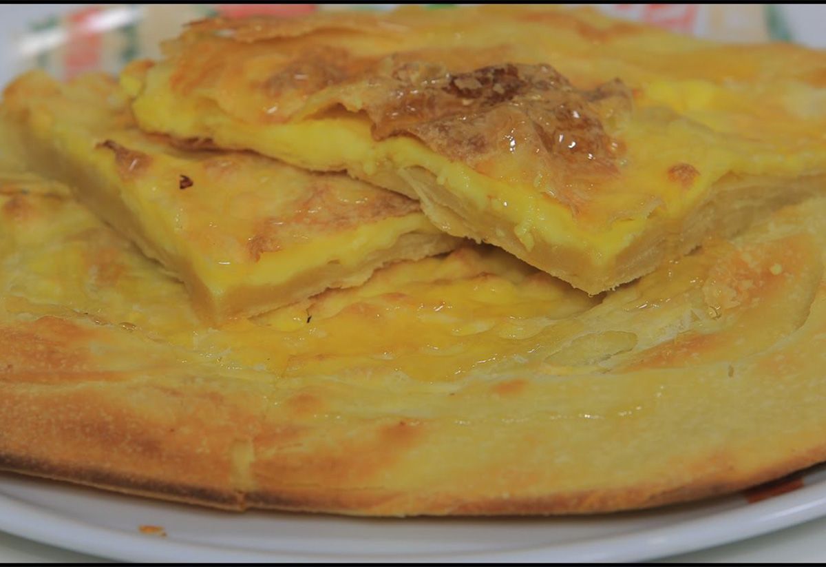 Custard pie
