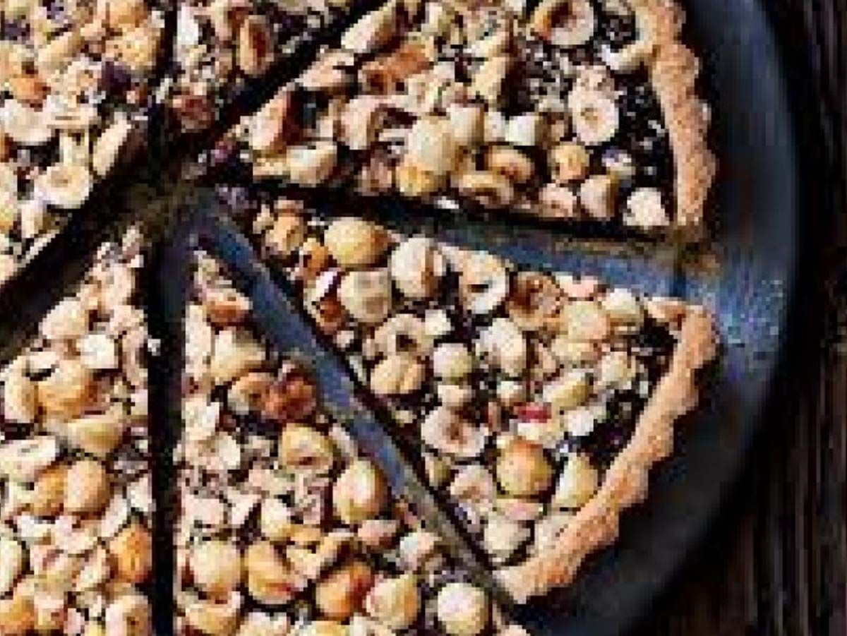 Nuts pie