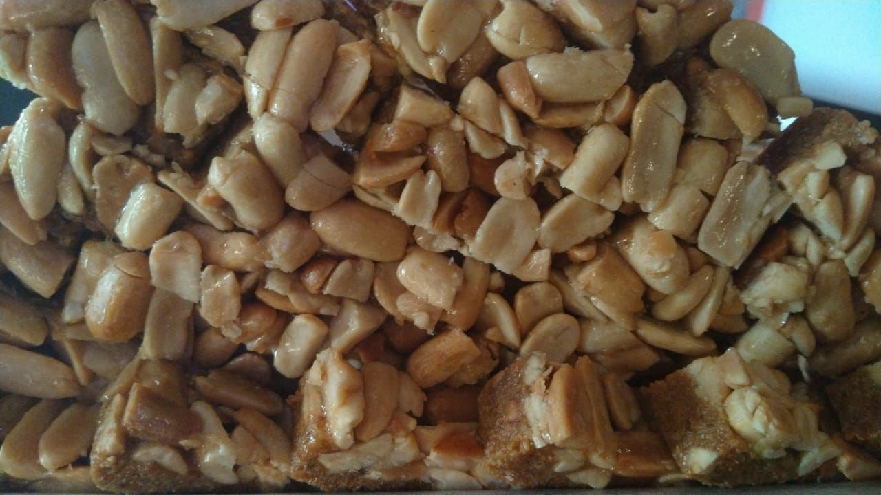 Crystal Kunafa Snickers