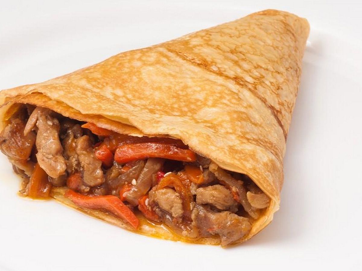 Meat fajita crepe