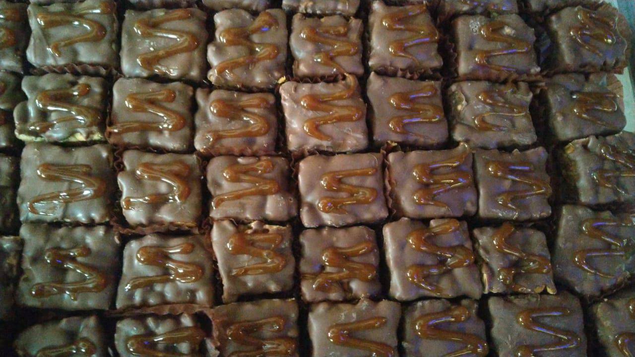 Kunafa Pieces with Snickers Chocolate