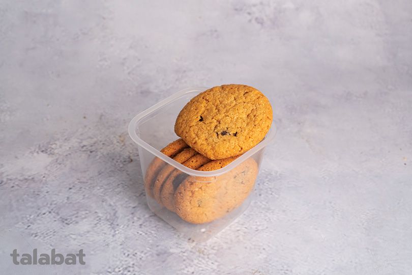 Large Chocolate Chip Cookies
