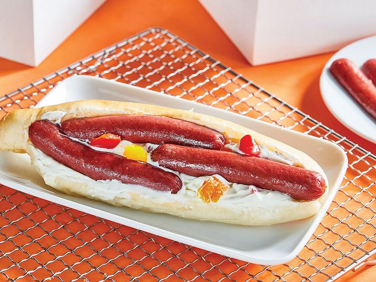 Kiri Pastrami Sausage Sandwich