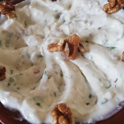 Labneh With Walnut (Blegouz)