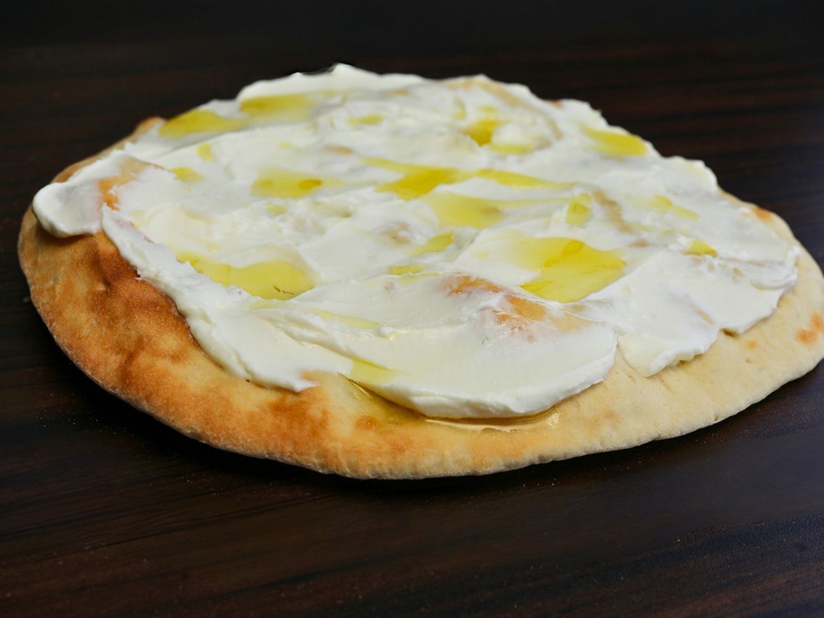Plain Labneh Manoushe