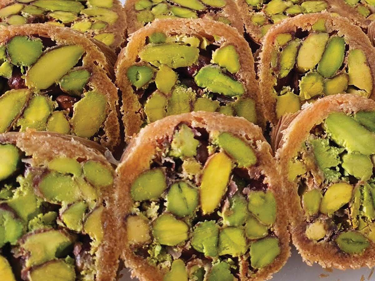 Extra Pistachio Roll