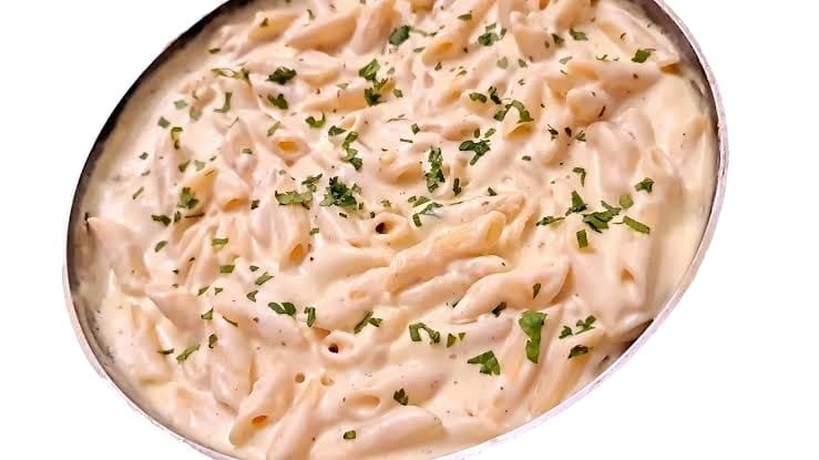 White Sauce Pasta