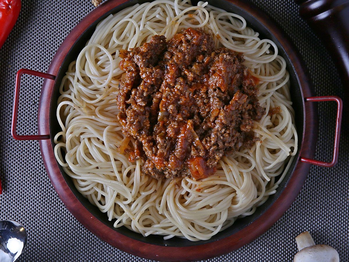Bolognese pasta with meat