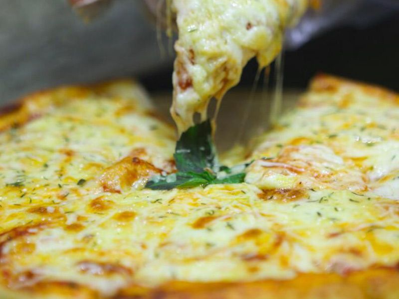 Traditional Pizza
