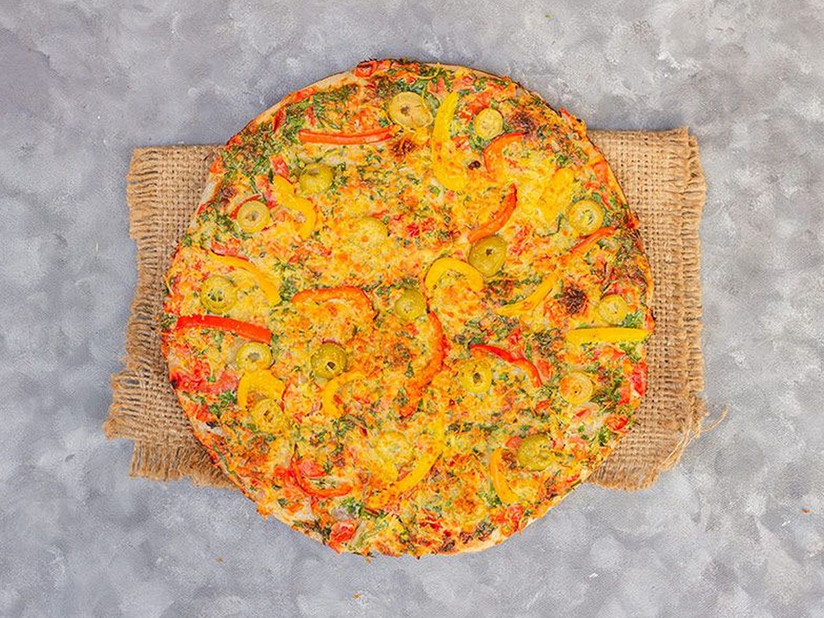 Mozzarella Oriental Pizza