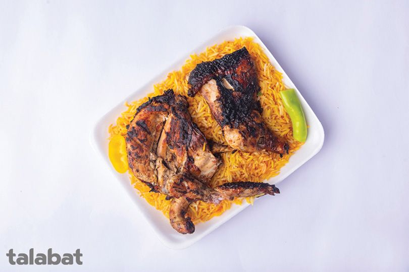 نصف دجاجة مشوية