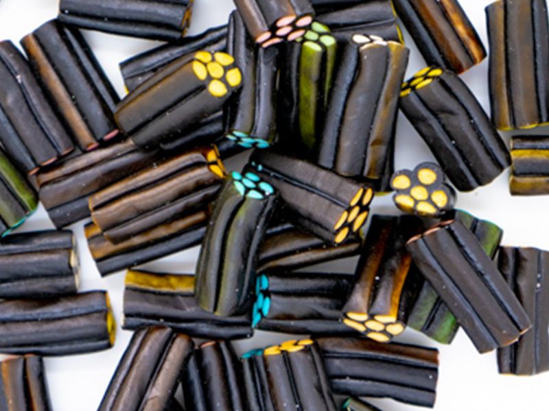 Liquorice Pistons Filled Fruits
