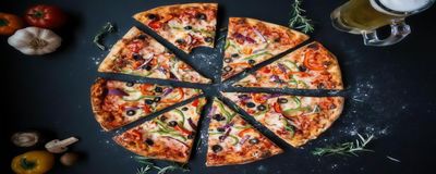 pizza el zaaem photo 1